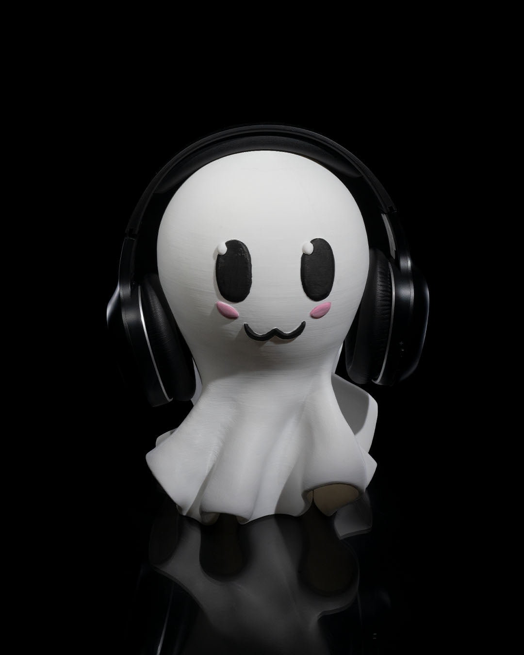 1936 - Gentle Ghost Headphone Holder