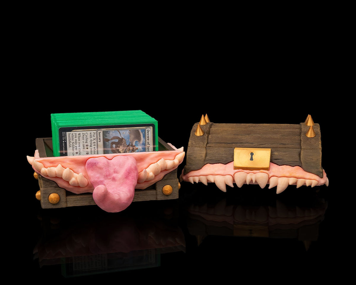3166 - Greedy Chest - Deck Box