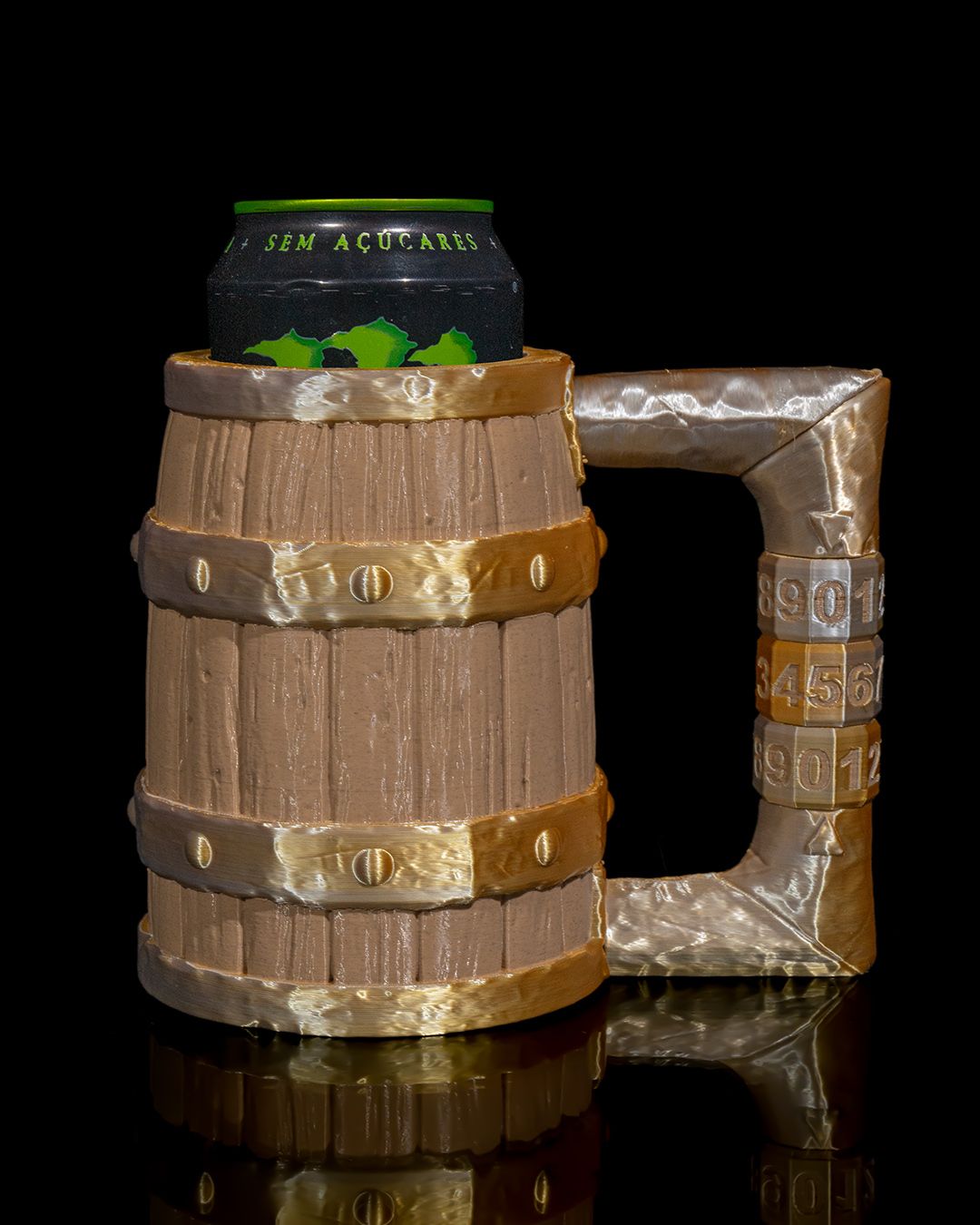 1676 - Keg o’ Beer Can Holder