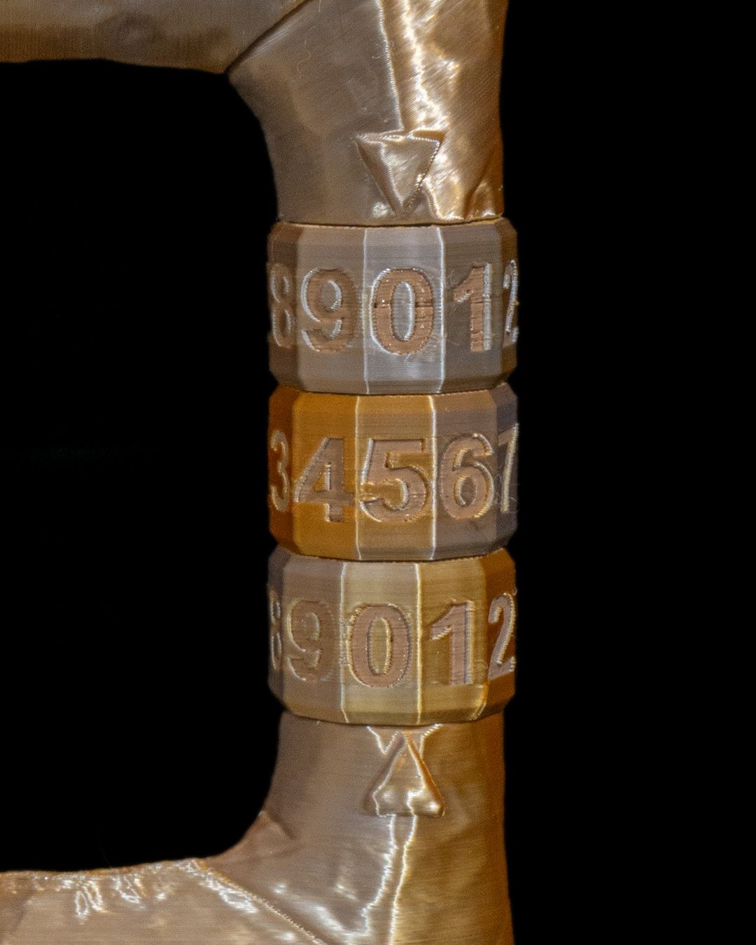 1676 - Keg o’ Beer Can Holder
