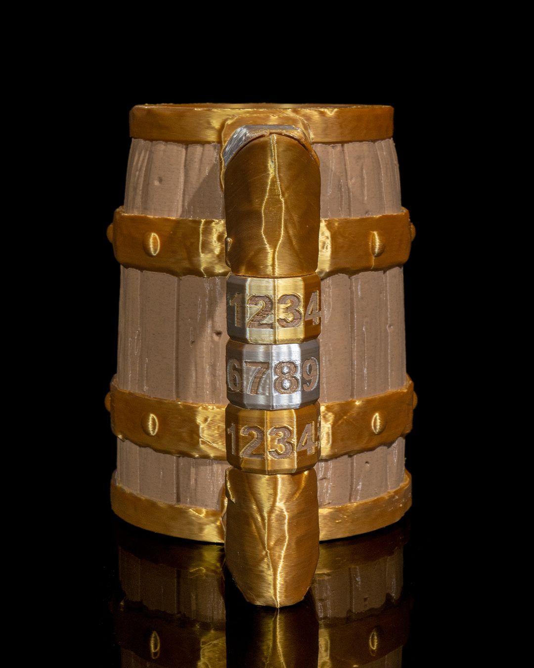 1676 - Keg o’ Beer Can Holder