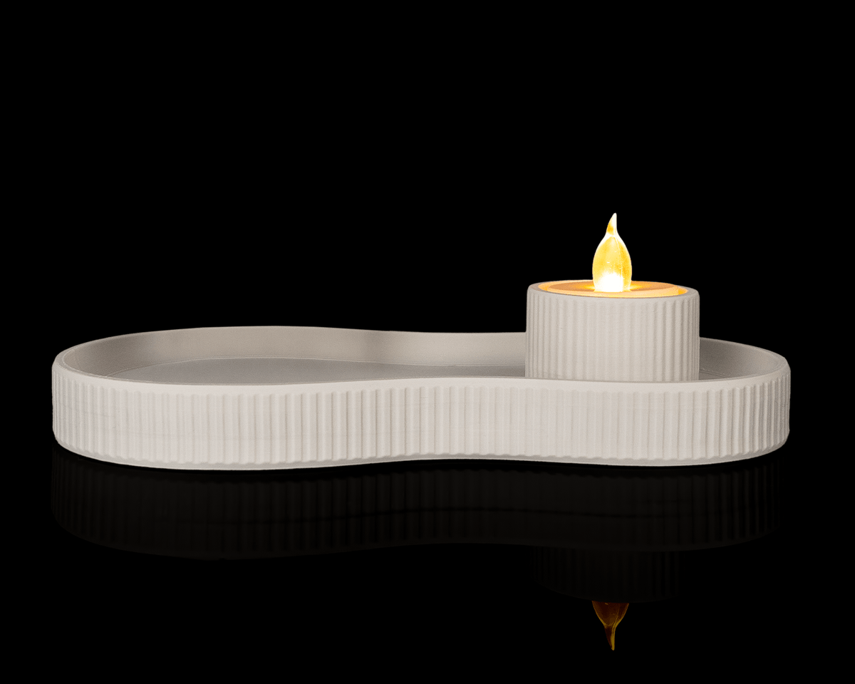 4483 - Kidney Tray and Candle Holder
