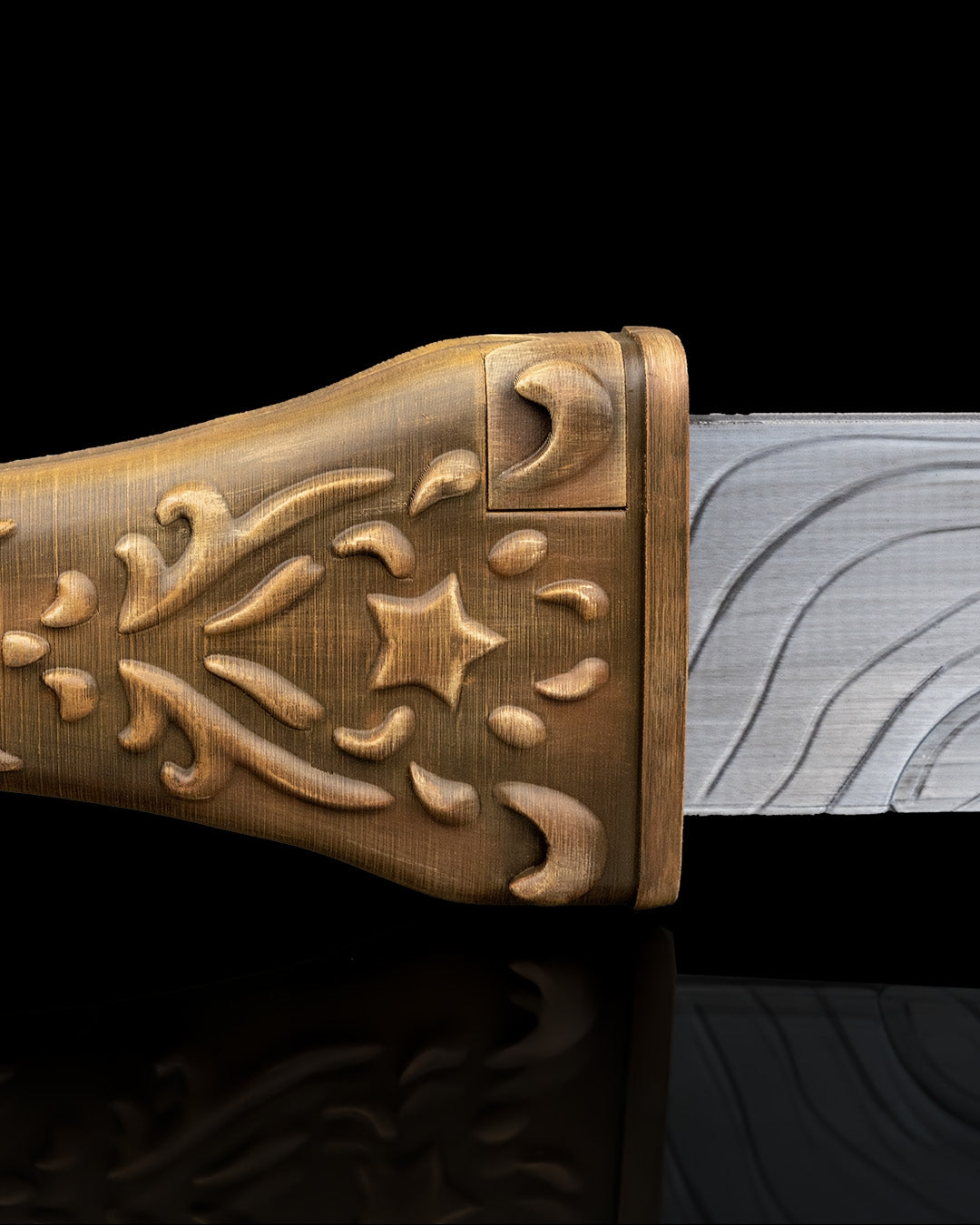2558 - Knife thru Arm