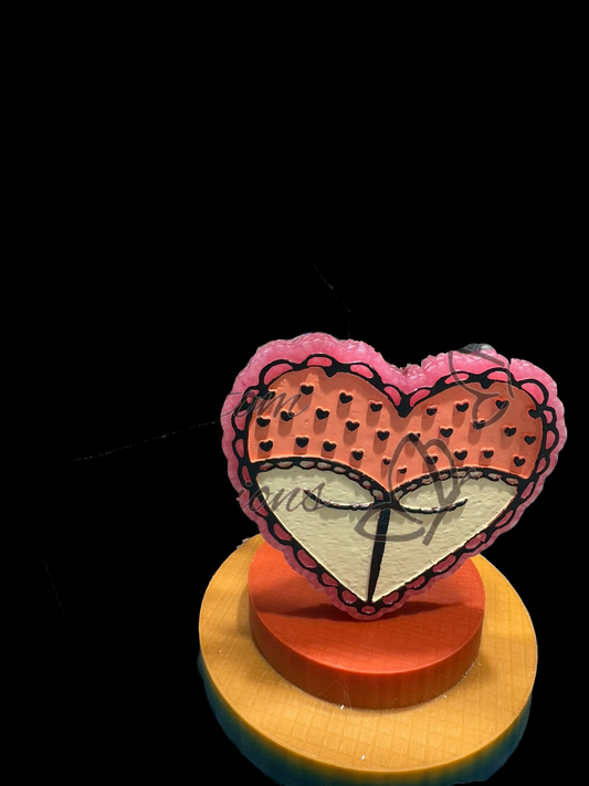 Freshie - Cheeks - Lacy