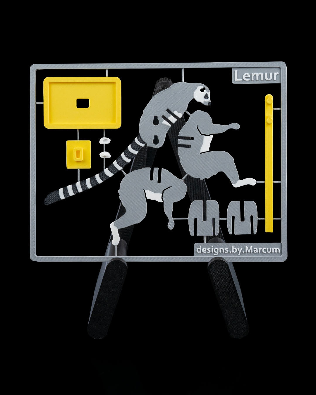 2381 - Lemur Kit Card