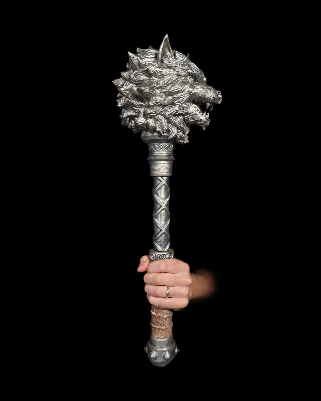 1483 - Lone Wolf Mace