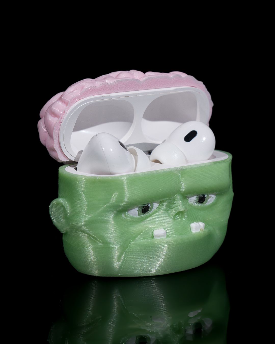 1508 - Metal-Zombie-Head Airpod Case