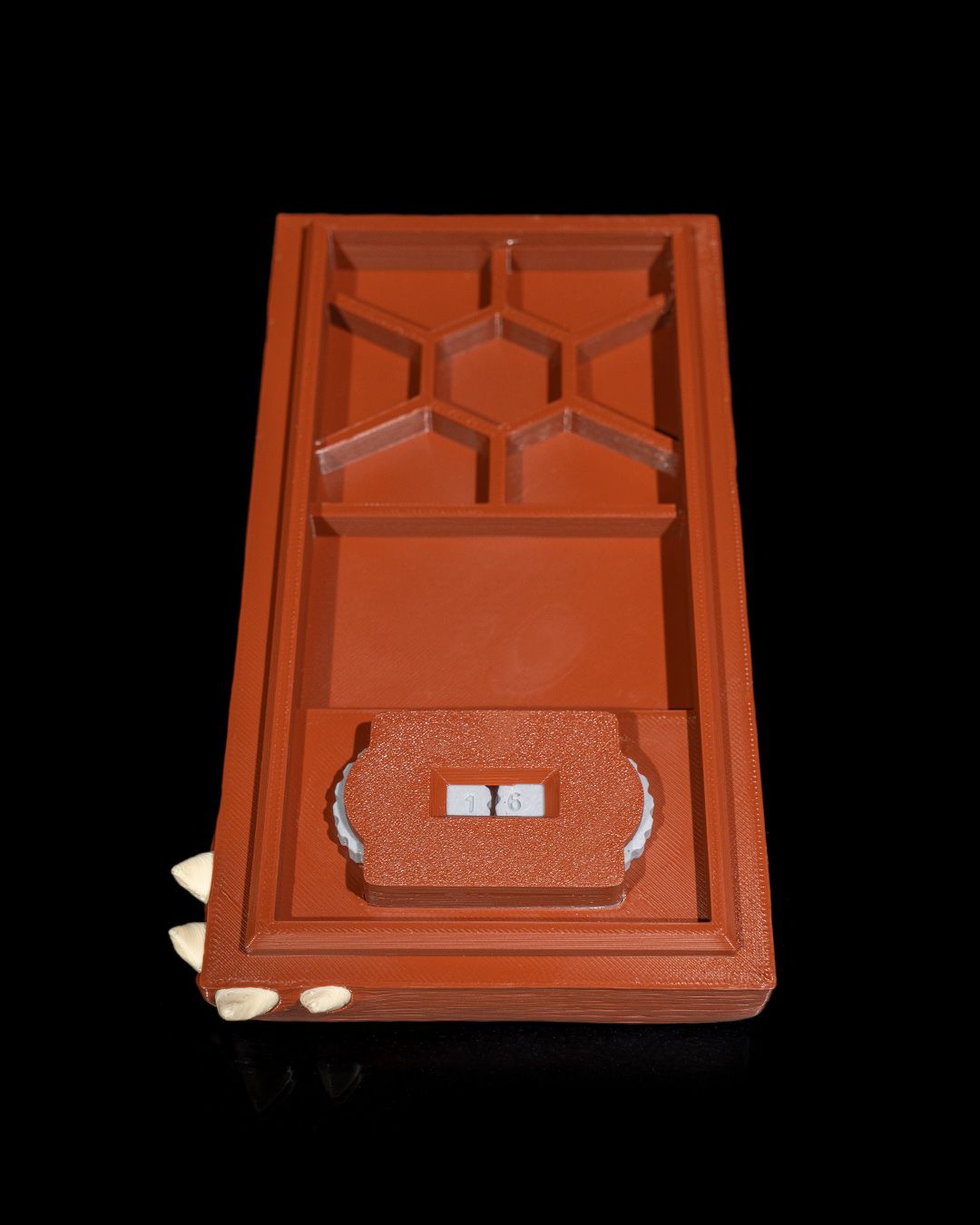 1675 - Mimic Dice Tray