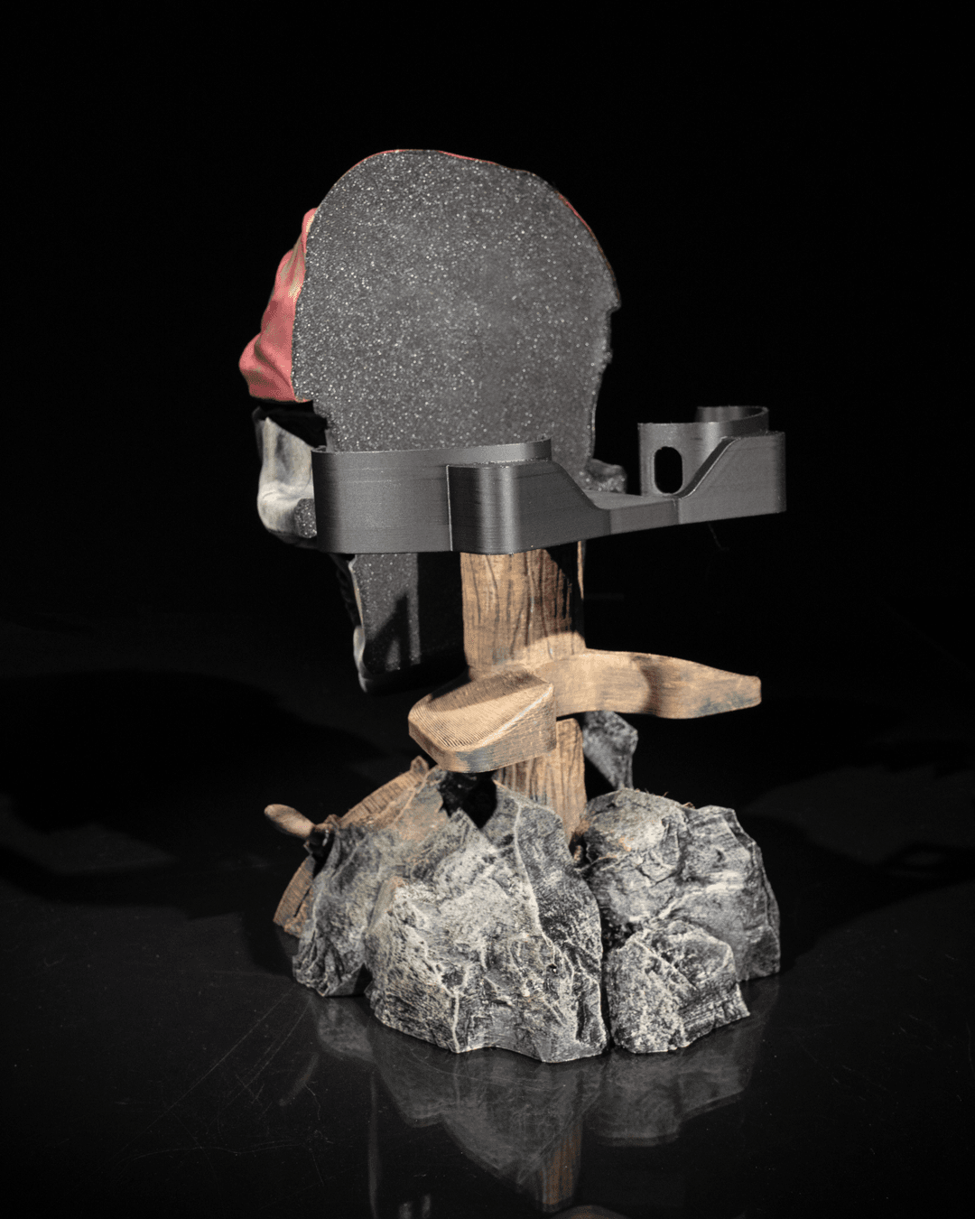 1683 - No to Piracy Controller Holder