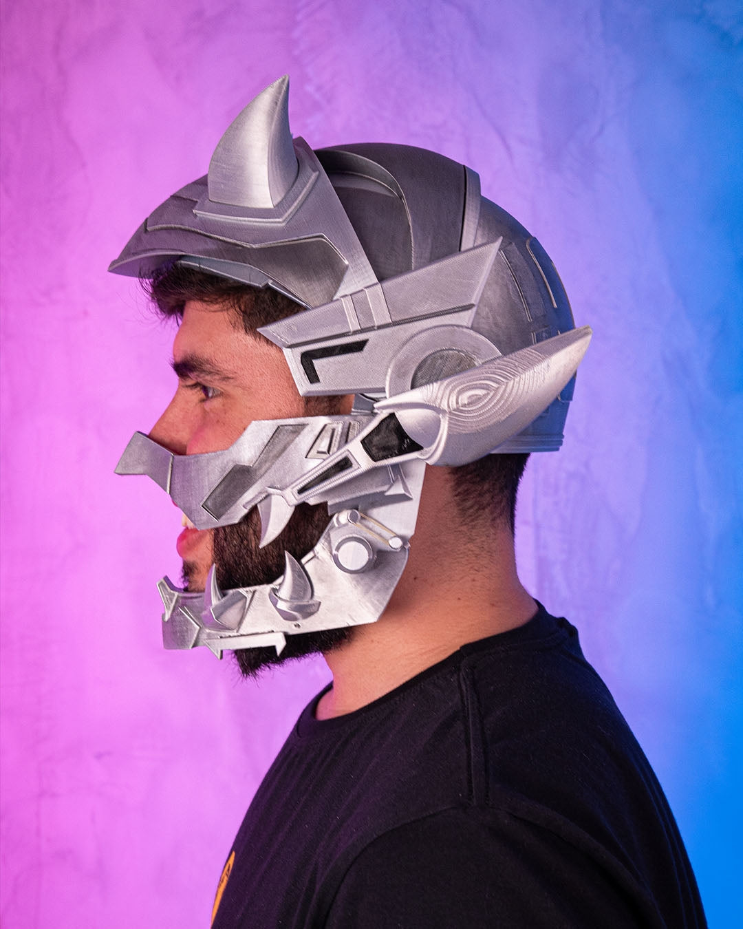 3045 - Oni Assassin Helmet