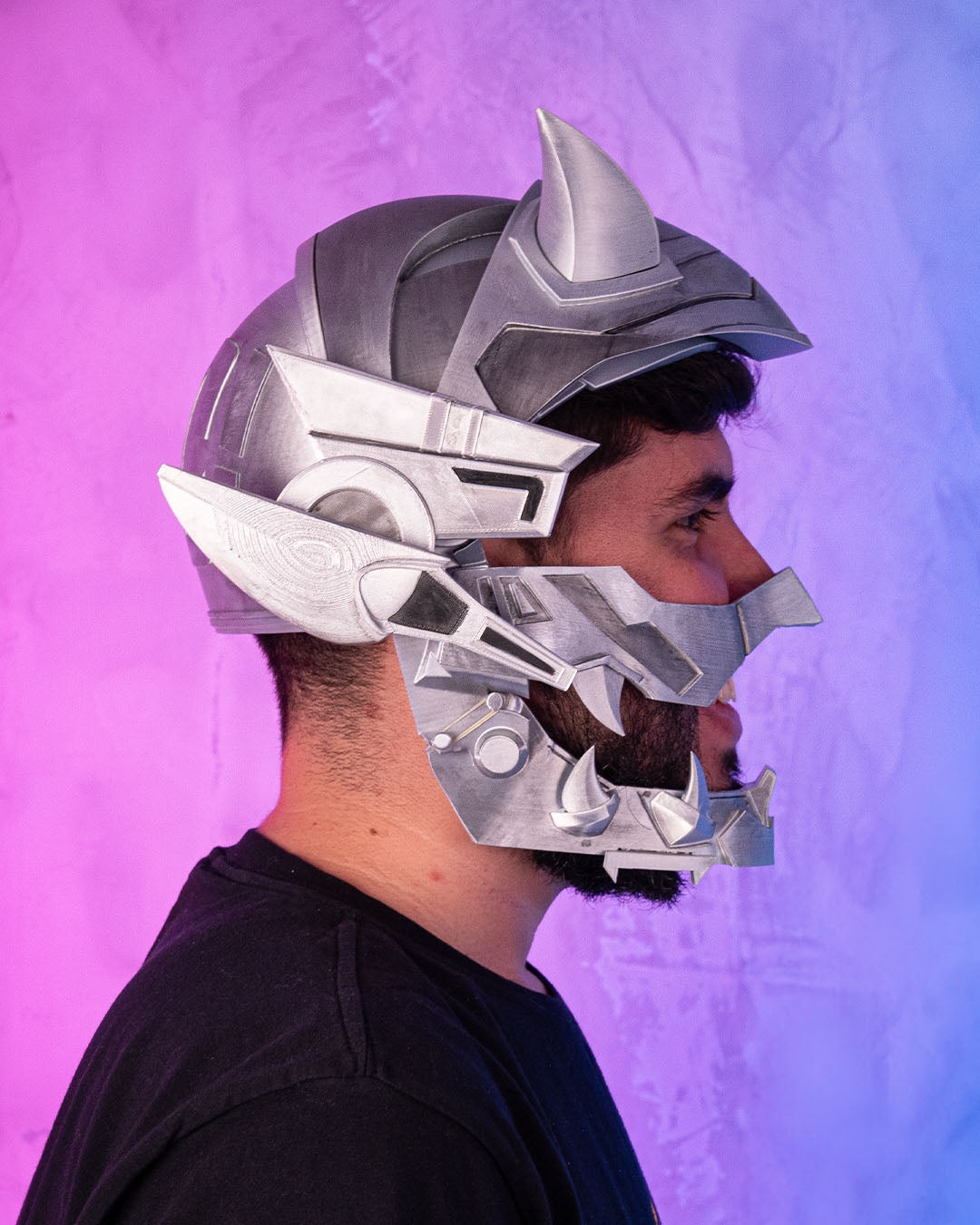 3045 - Oni Assassin Helmet