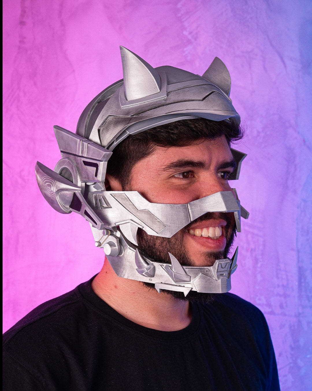 3045 - Oni Assassin Helmet