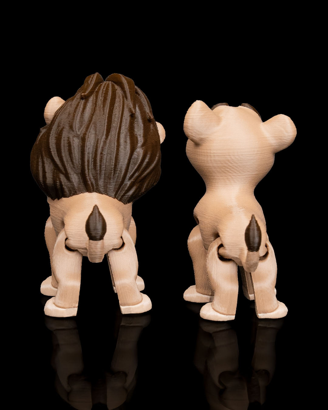 2940 - Pair of Lions