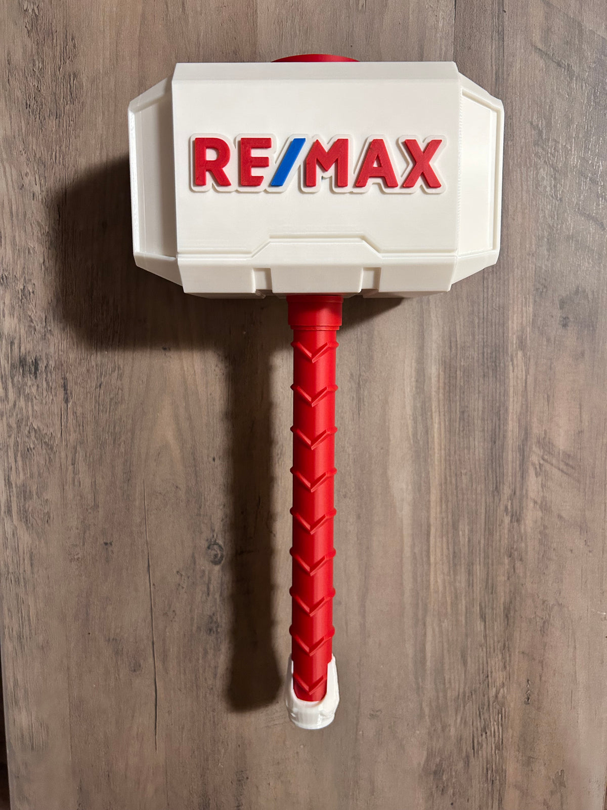 Hammer - REMAX