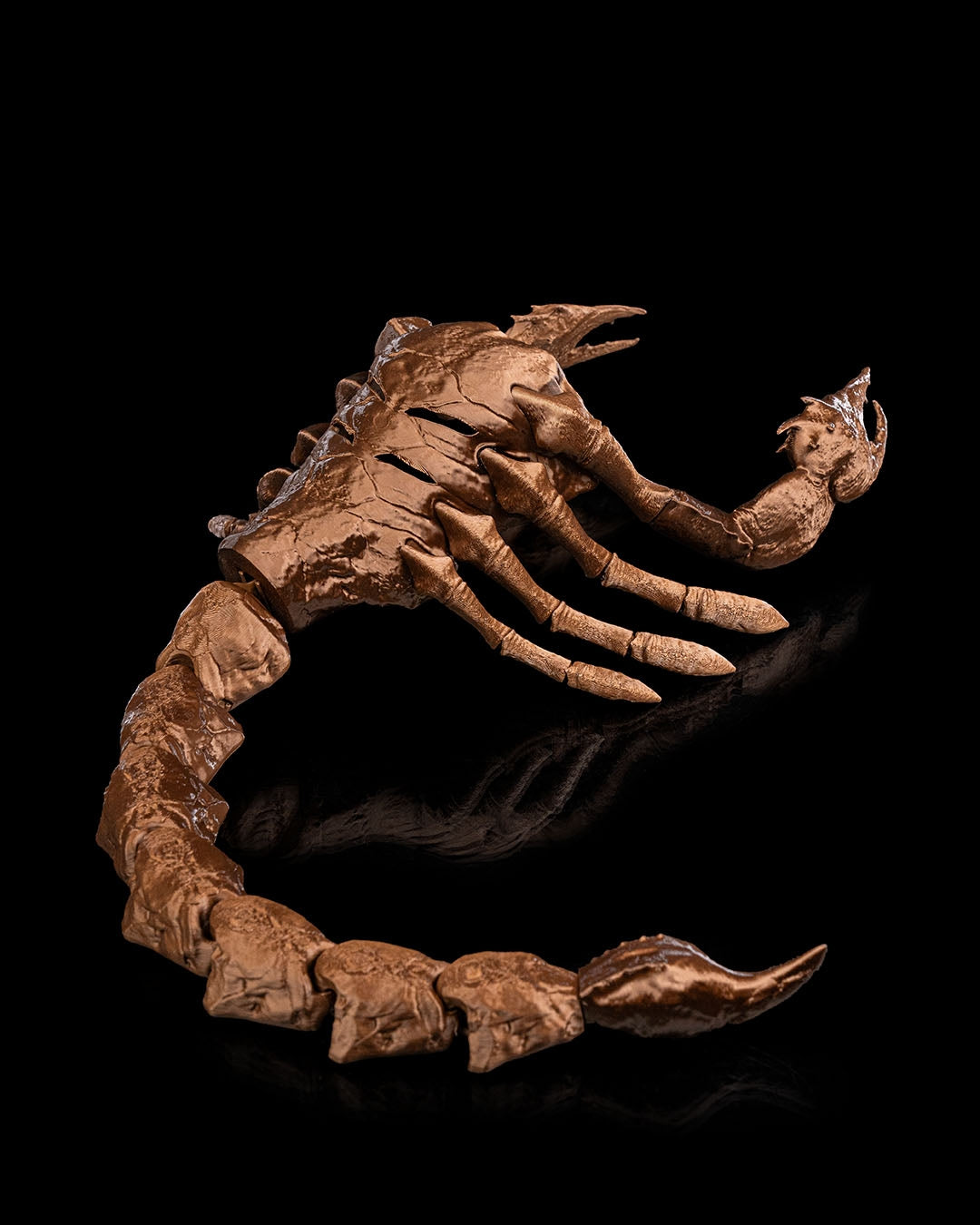2100 - Scorpion Grasp Halloween Mask