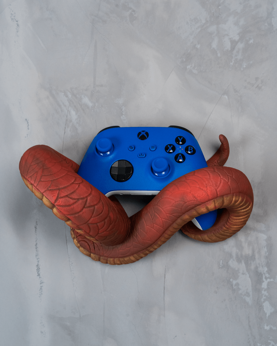 2468 - Silent Slither Controller and Headphone Holder
