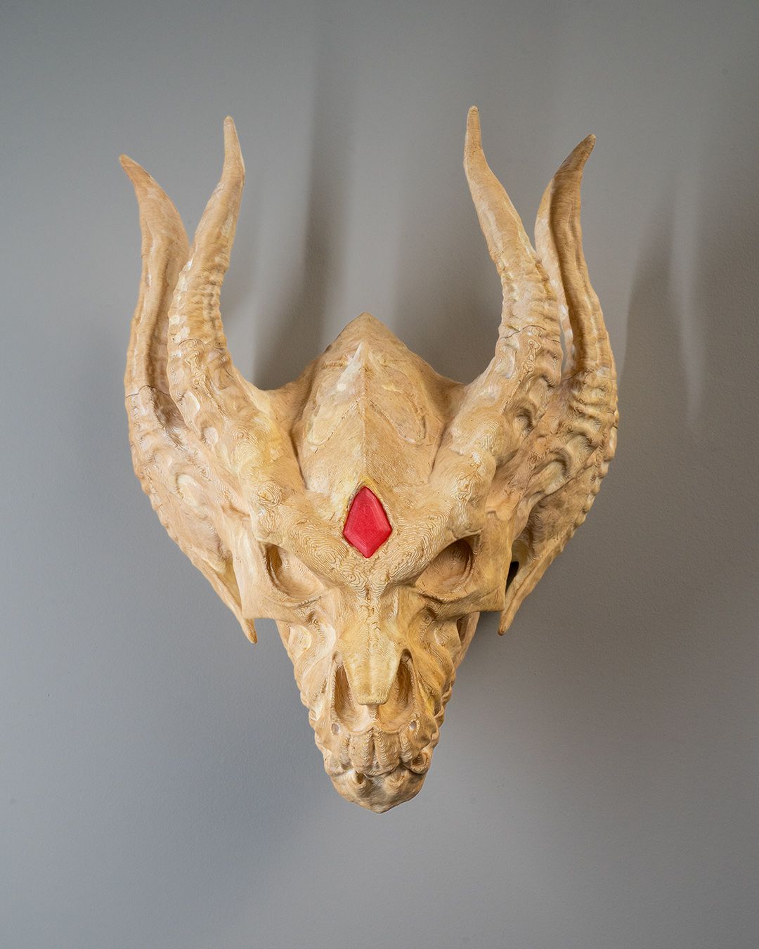 1594 - Silver Dragon Skull