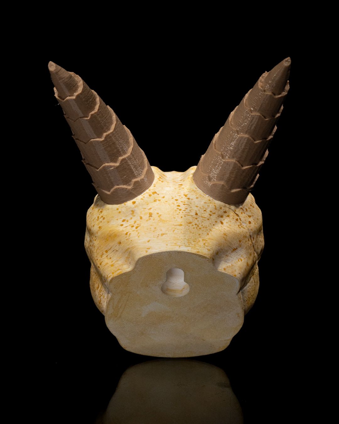 1598 - Silver Hatchling Skull