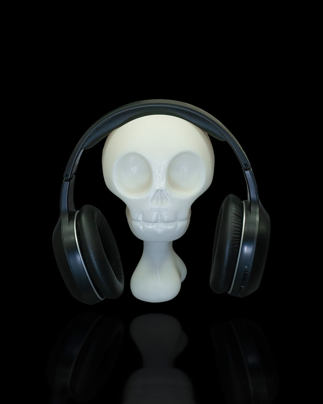 1935 - Skull Vise Headphone Holder
