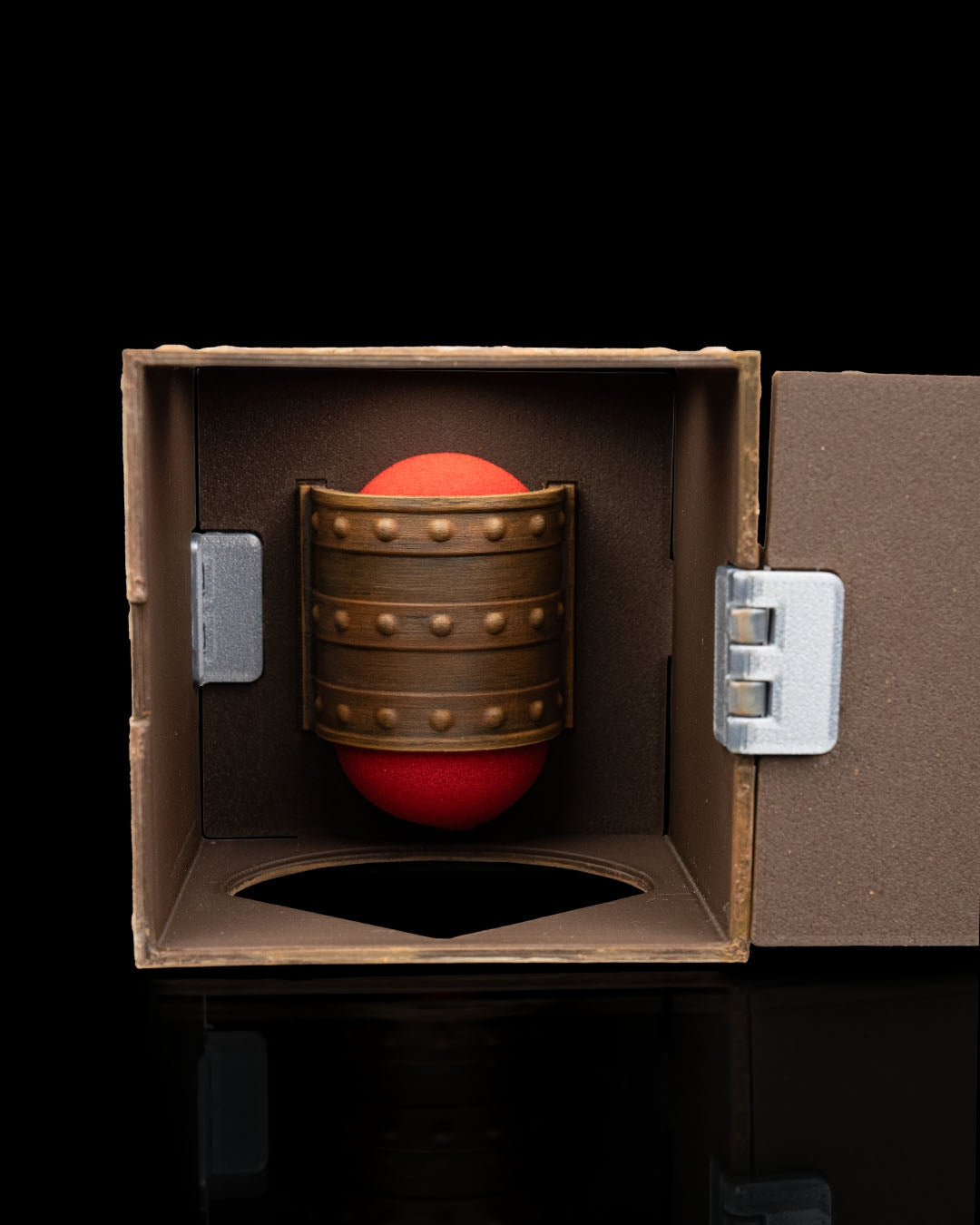 2561 - The Magic Box