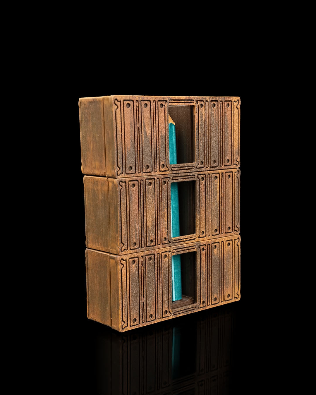 2559 - Zig Zag Pencil Box
